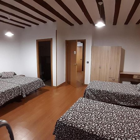 サント・ドミンゴ・デ・ラ・カルサーダ Vivienda Turistica La Catedralヴィラ エクステリア 写真