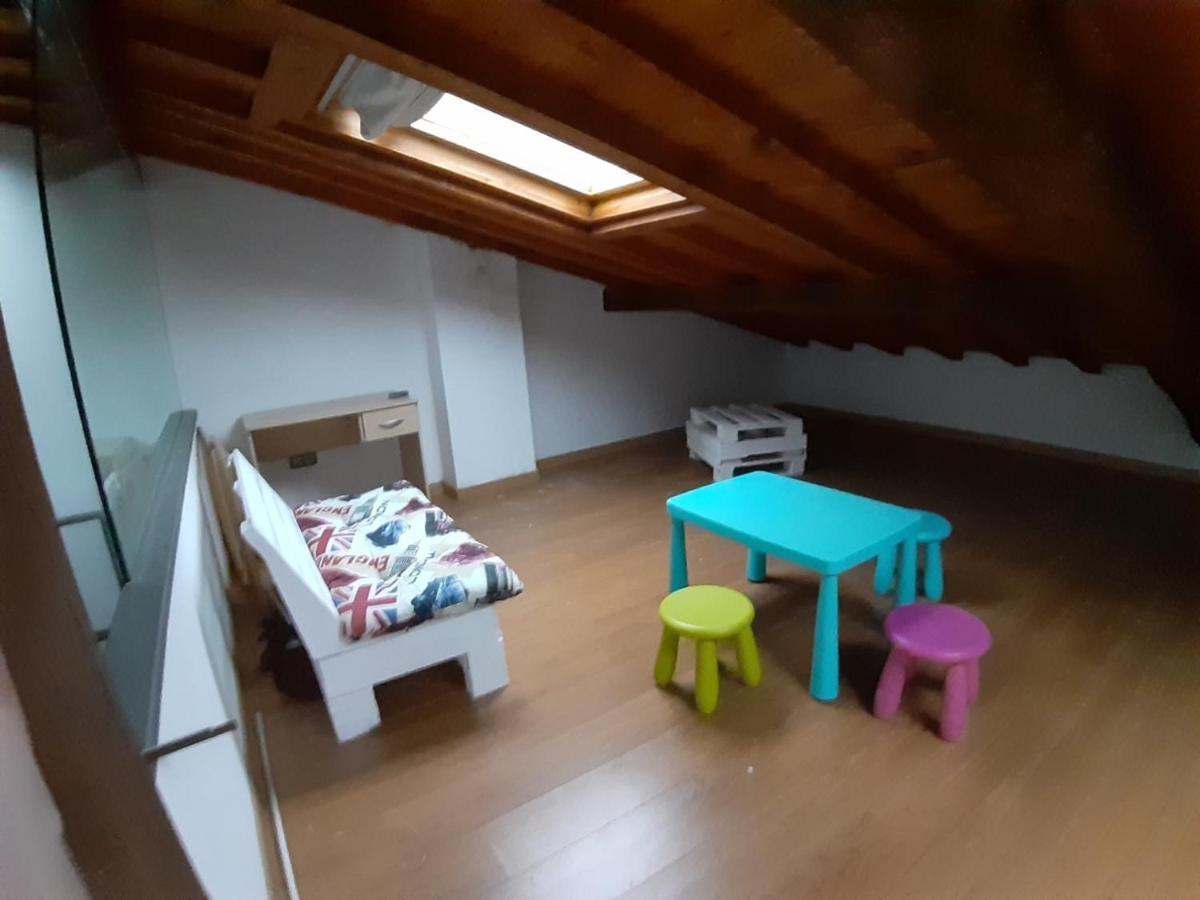 サント・ドミンゴ・デ・ラ・カルサーダ Vivienda Turistica La Catedralヴィラ エクステリア 写真