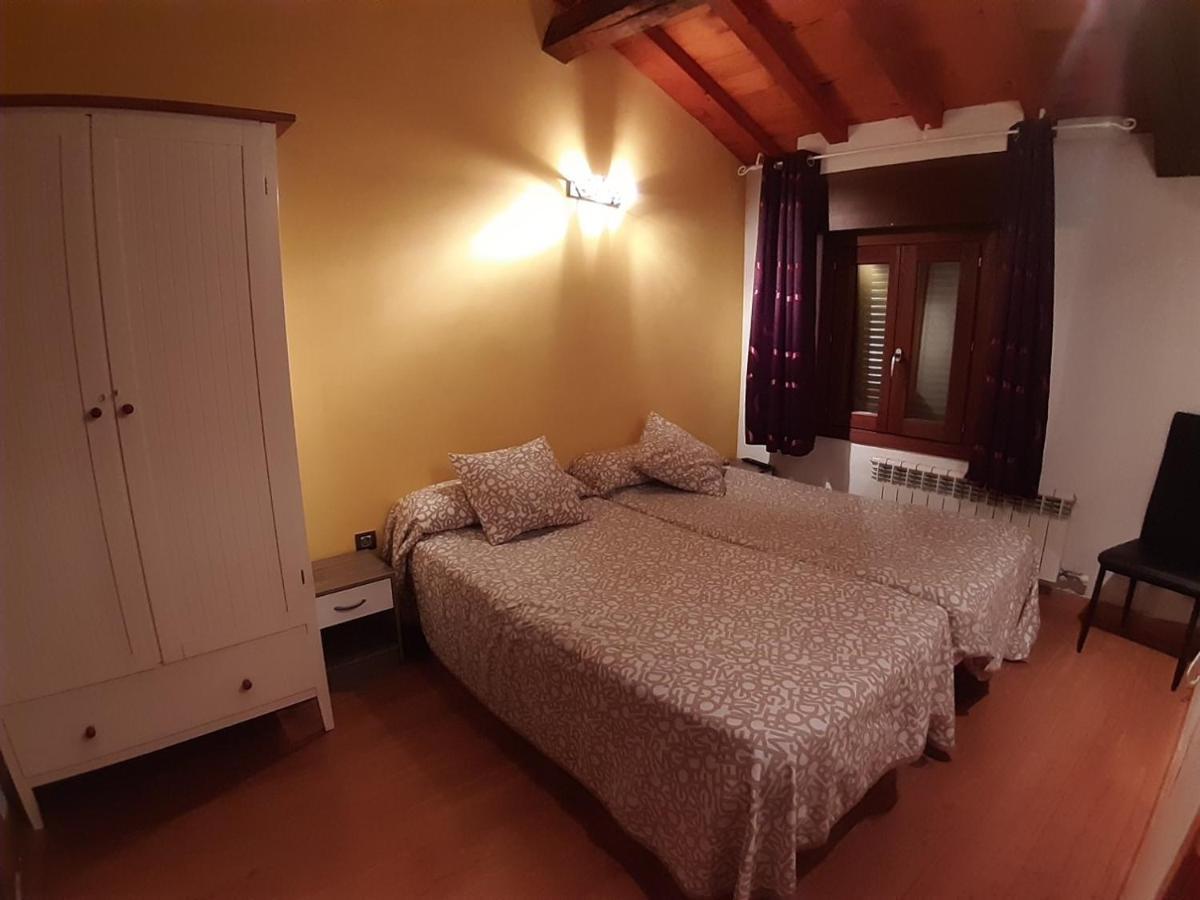 サント・ドミンゴ・デ・ラ・カルサーダ Vivienda Turistica La Catedralヴィラ エクステリア 写真